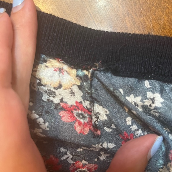 Derek Lam Collective Black Floral Knit Back Sweater Size large $240 - Picture 8 of 11